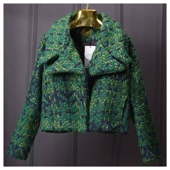 The BEYONKA Chunky Tweed Jacket - Picture 4 of 9
